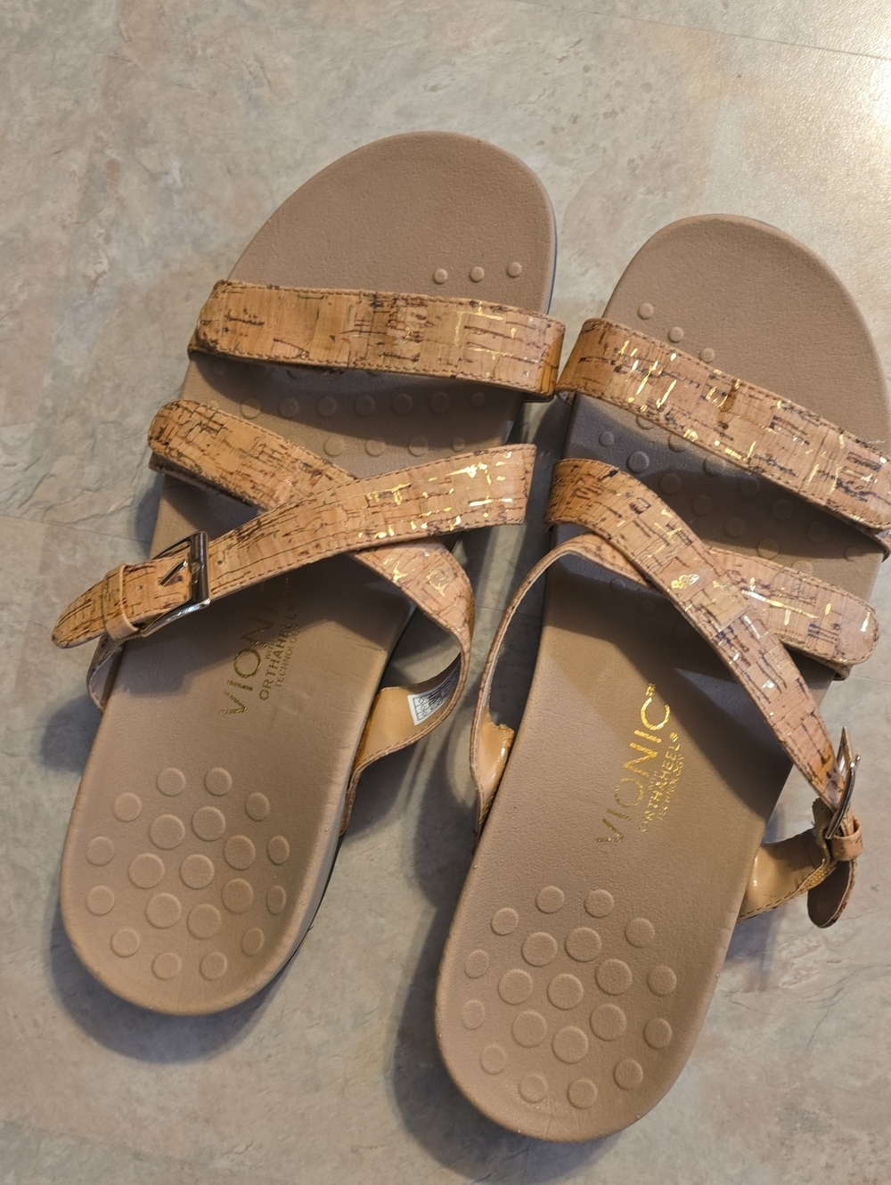 Vionic Cork-Effect Tan Strappy Sandals with Gold Accents size 10